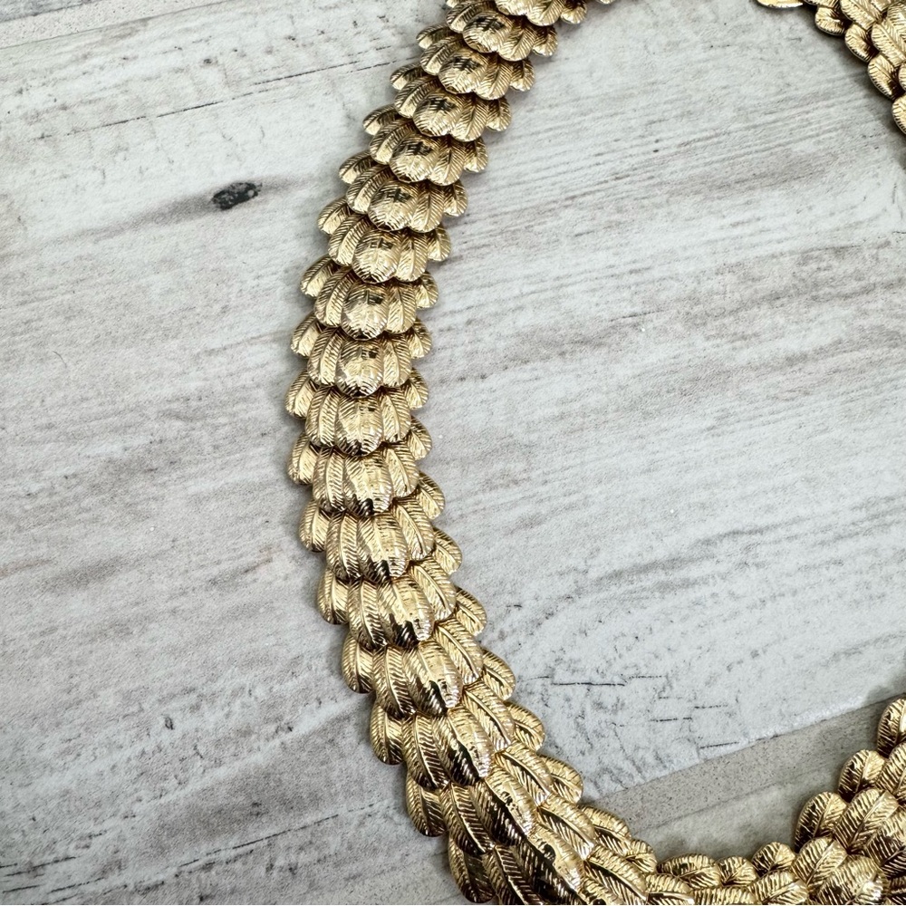 Chunky Gold Choker Necklace - Picture 2 of 4